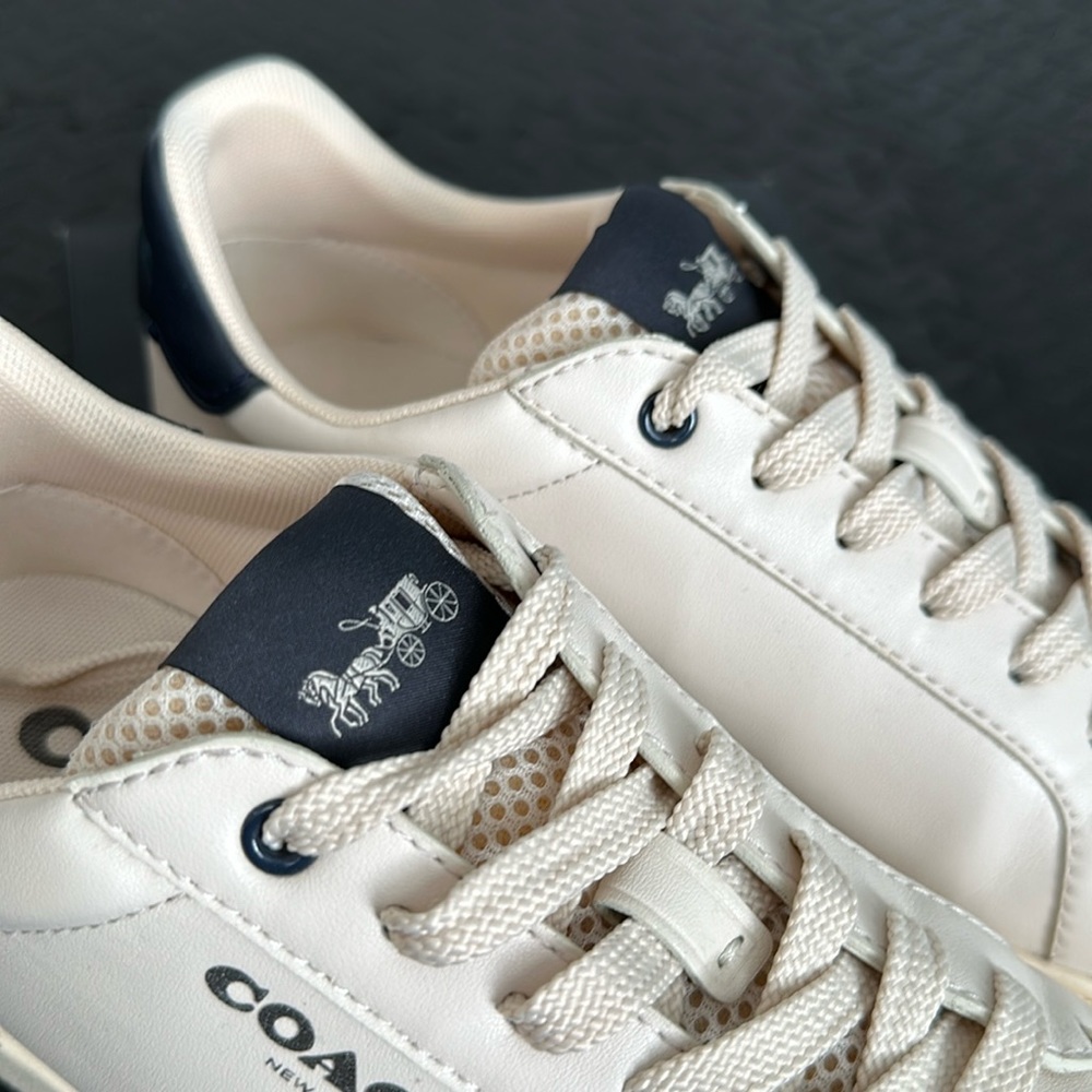 Coach Clip Low Top Sneakers - Chalk/Midnight Navy - Size 7 Men’s - Picture 2 of 9